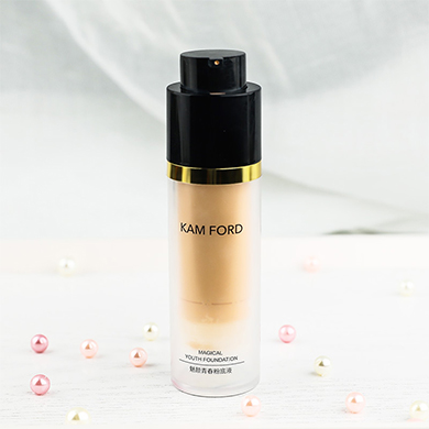 魅颜青春粉底液